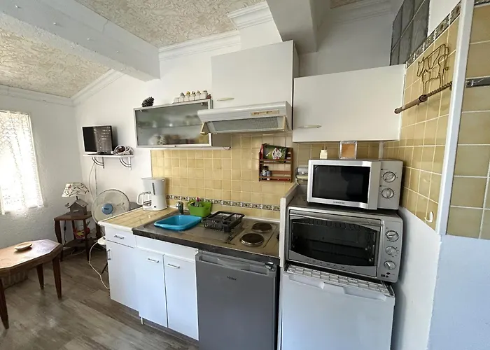 T2 Proche Avec Terrasse - Fr-1-837-16 Apartman *